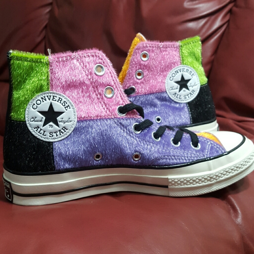 NWOT CONVERSE ALL STAR LILAC SHOES